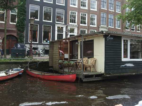 Amsterdam - Yüzen ev