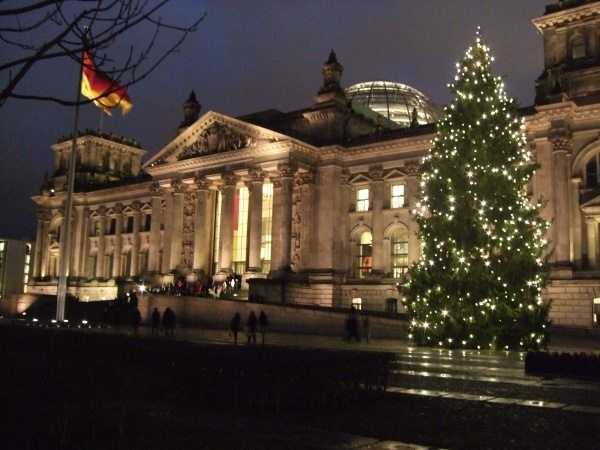  Reichstag Parlamento Binası