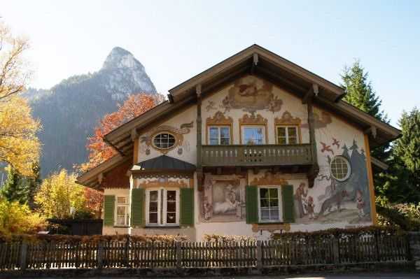 Oberammergau - Rotkappchen Evi (Kırmızı Başlıklı Kız Evi)