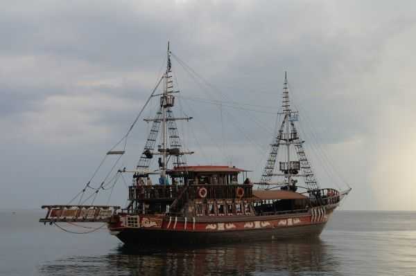 Selanik tekne gezileri