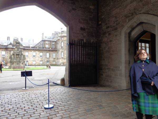 Holyroodhouse Sarayı Bahçesi - Edinburgh