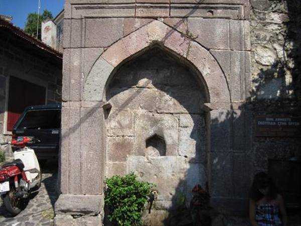 Molyvos'da Osmanlı İzleri 