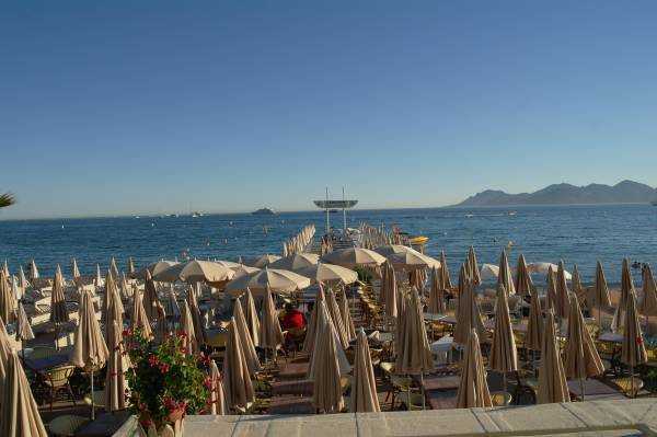 Carlton Hotel Plajı - Cannes