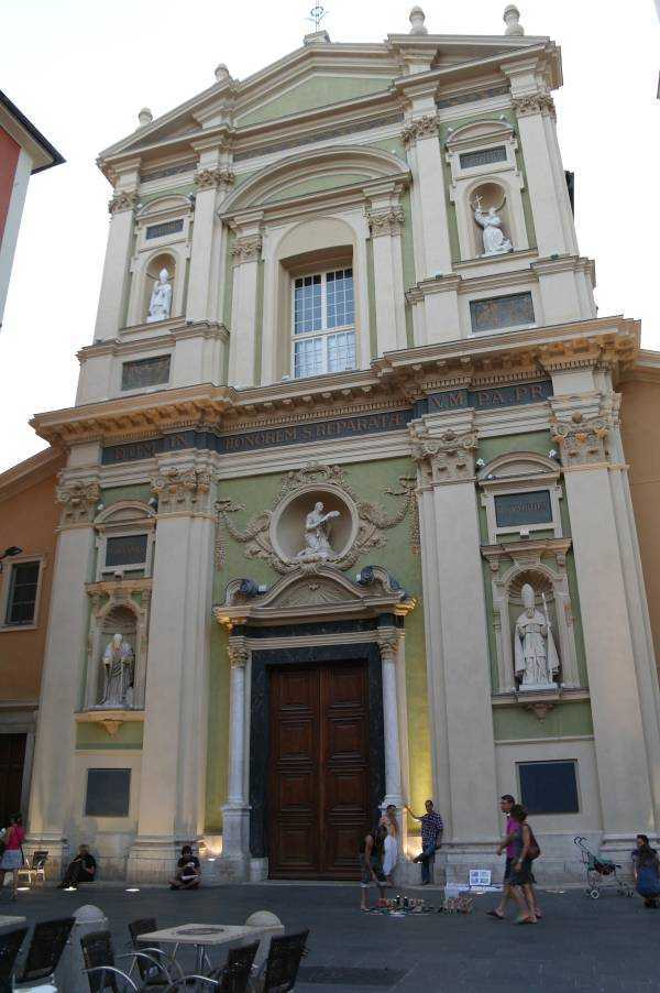Place Rossetti  – Saint Reparate Katedrali